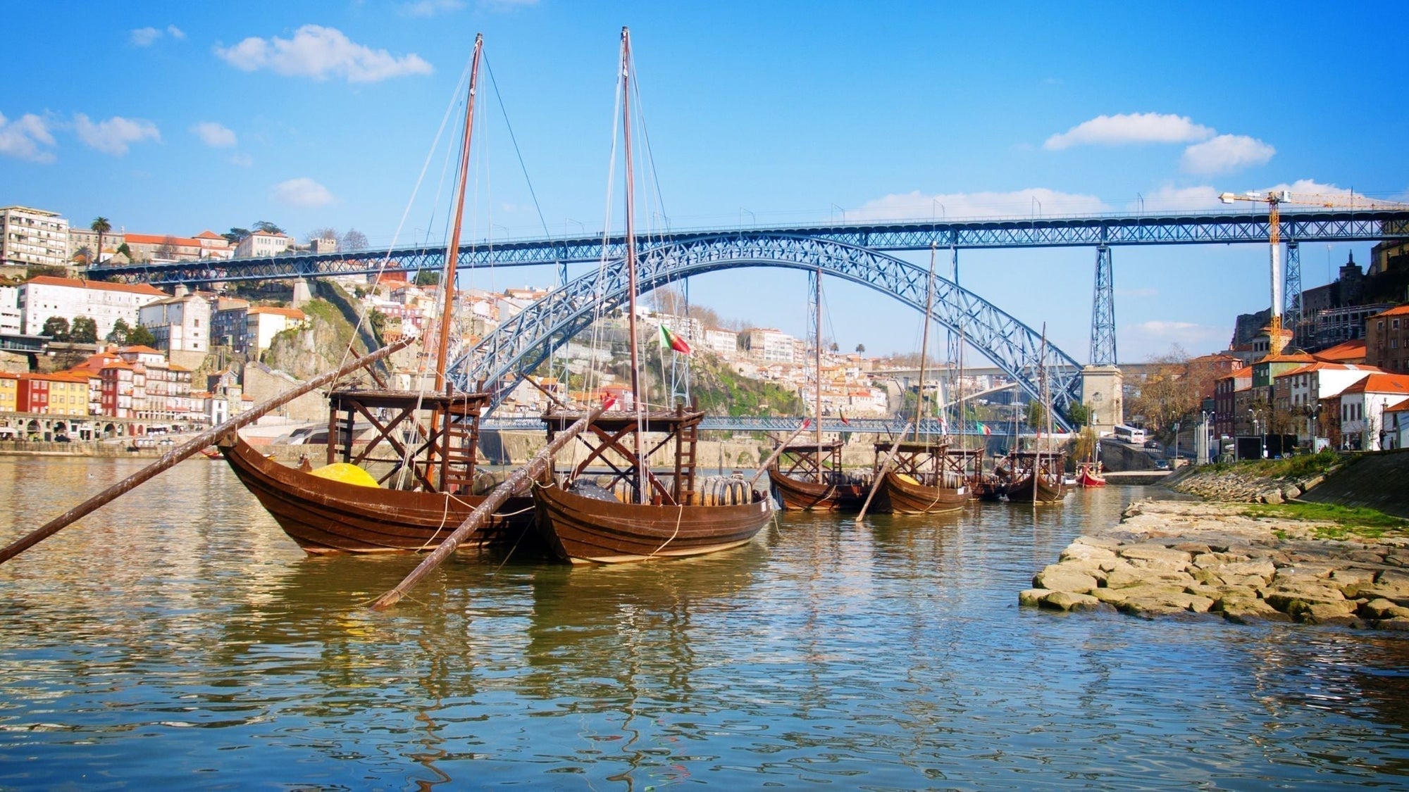 must-try snacks in Porto